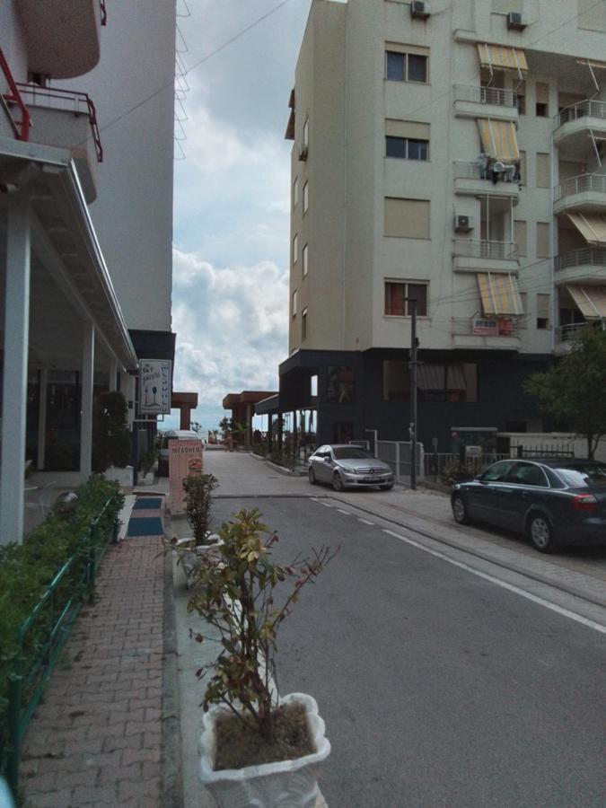 Dea Apartment Durres Exterior photo